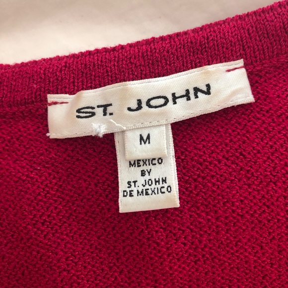 St. John - Red/Magenta Button Sweater, Great Condition, Women's Medium, Wool - Picture 4 of 7